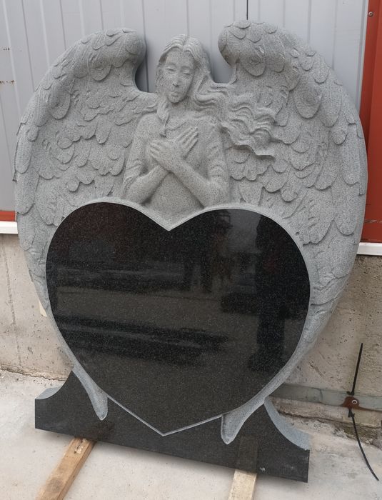 Надгробни паметници на изплащане!- ЕДРО И ДРЕБНО