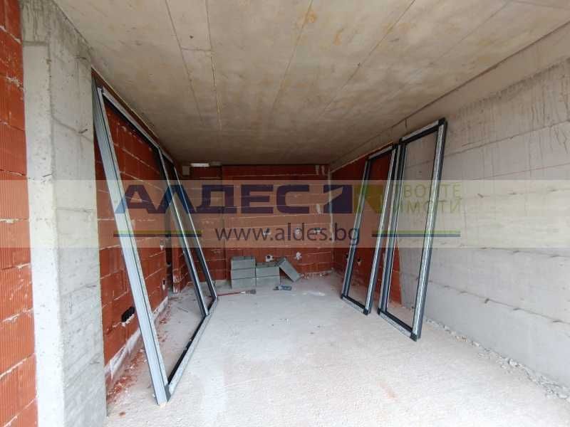 Продава се Двустаен апартамент в София, Овча купел - 66 кв.м за 2567 €/кв.м - Снимка #1