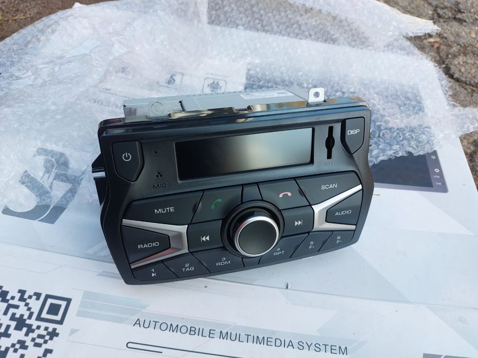 Магнитола заводская Lada vesta.