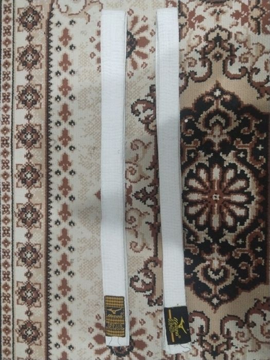 Продам белый пояс