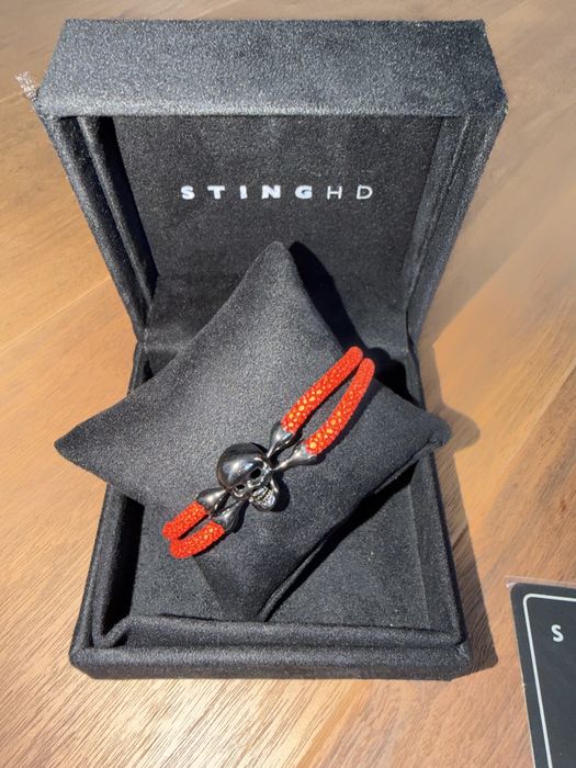 Оригинална гривна Stinghd
