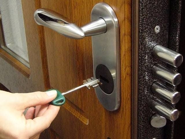 Вскрытие замков открыть дверь вскрыть квартиру открыть авто машину сей