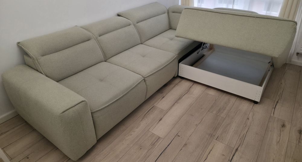 Colțar extensibil cu lada