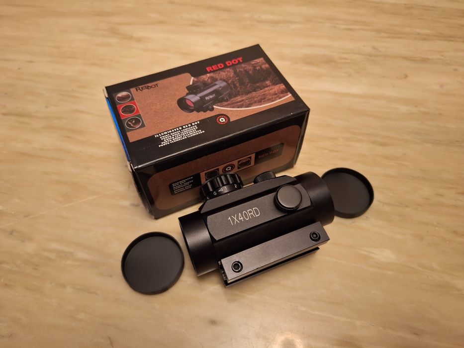 Бързомер-лазерен прицел 1×40 RD (Метален корпус)