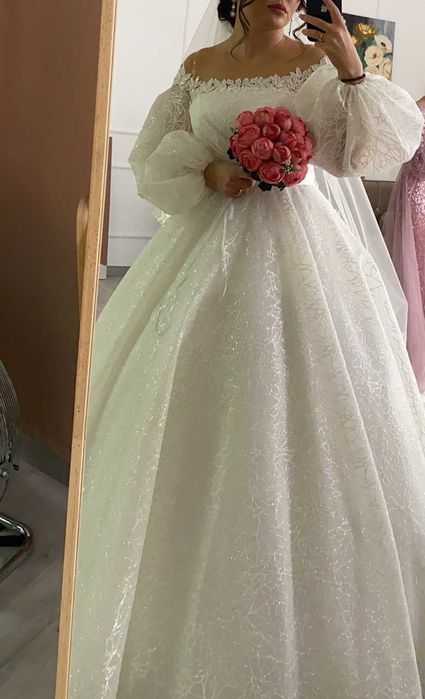 Продаю свадебное платье