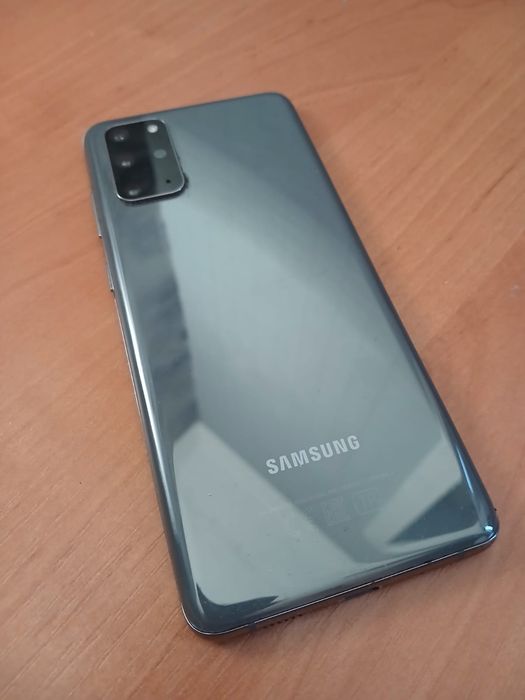 Обменяю Samsung s20+