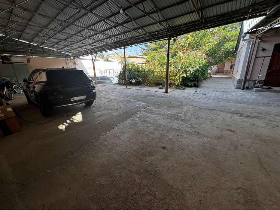 Участок 10 соток в центре (ор. Корзинка Саракулька) 2 ур 360м2