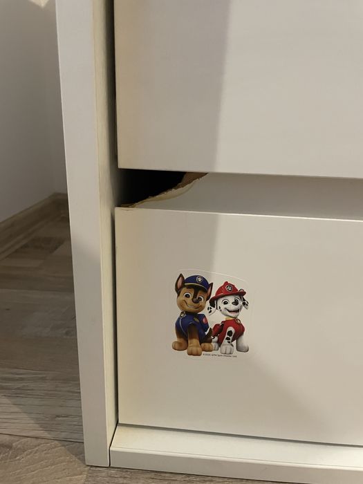 Креват със скрин за повиване