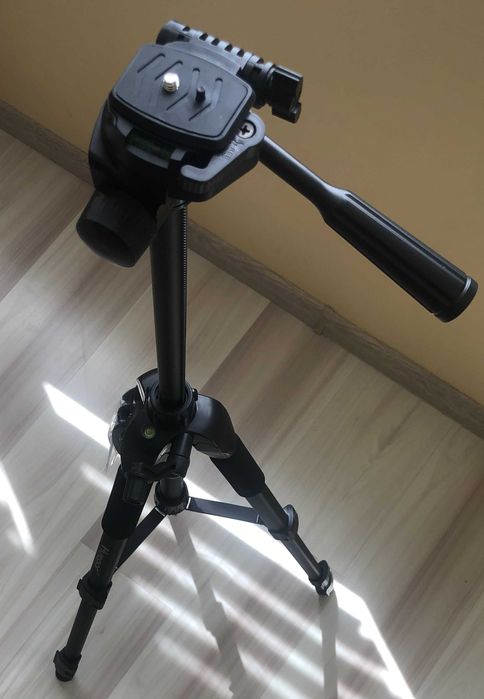 Статив  /Tripod Huepar TPD14  за лазерни нивелири, фотоапарати, камери