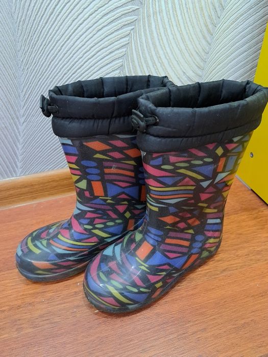 Продам детские вещи