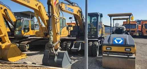 Экскаватор колесный XE150WB 0,7 куб + адаптор