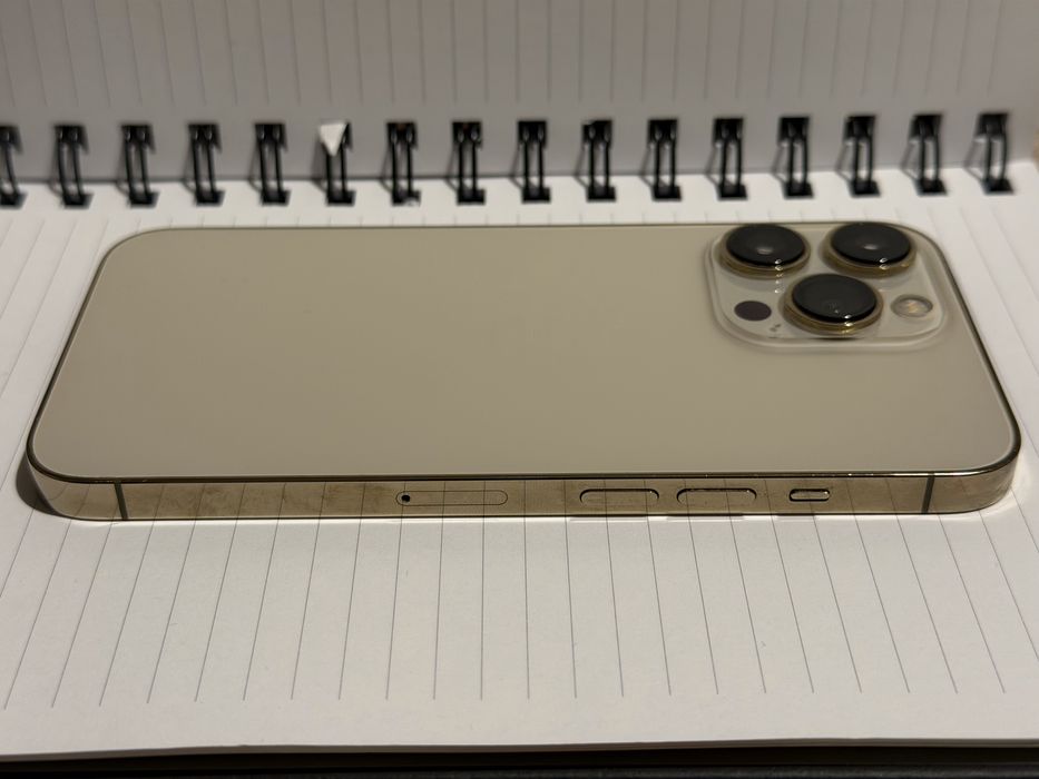 Iphone 13 pro - перфектен