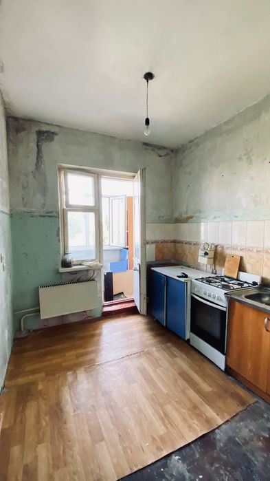 продаётся 2х ком.кв.в 10мкр