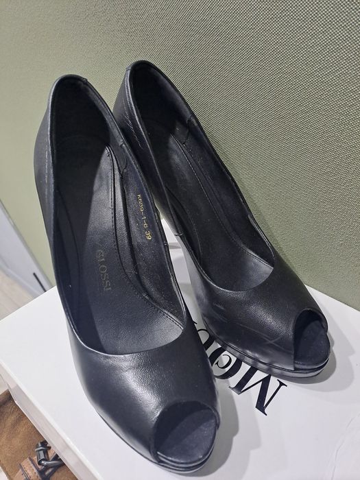 Туфли. Каблук шпилька