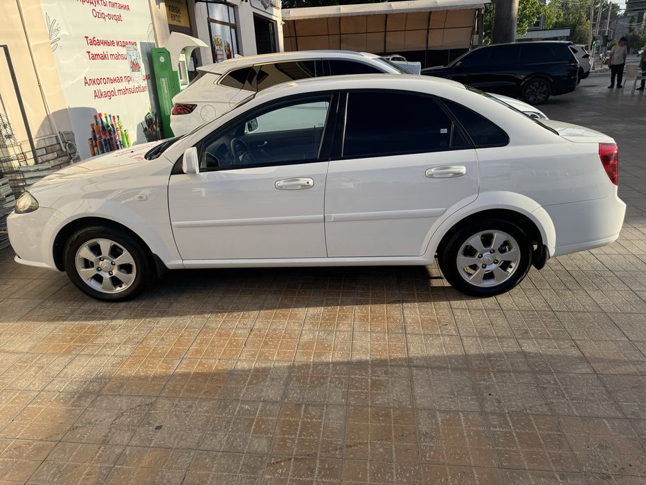 Chevrolet Gentra 2-pozitsiya