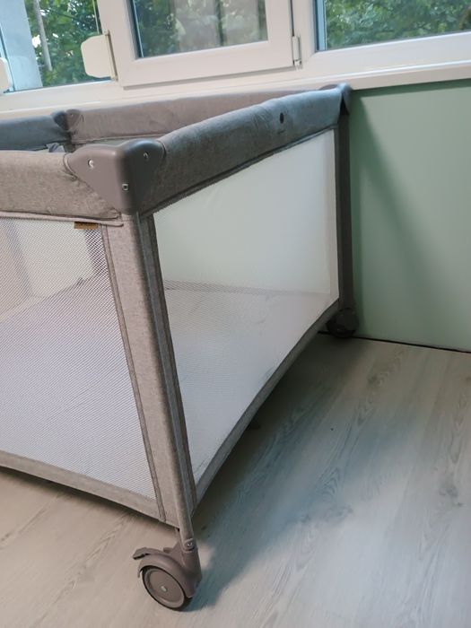 Нова детска кошара за сън и игра на две нива