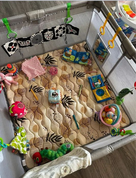 поодам детский манеж 10 тыс.