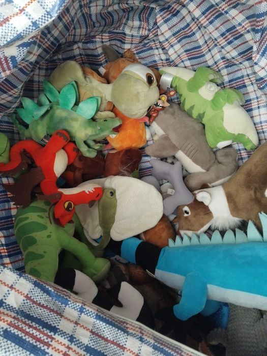 Игрушки детские продаю