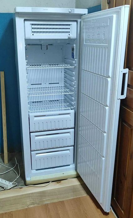 Морозильная камера Indesit SFR167NF.002