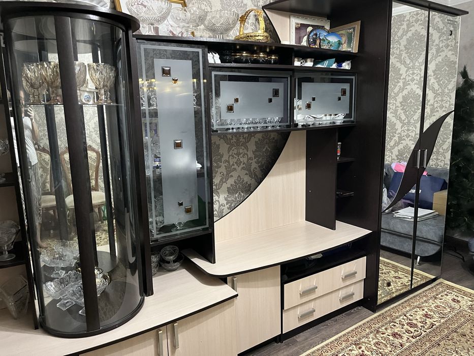 Гарнитур стенки для гостинный