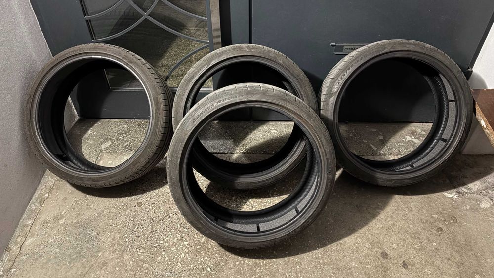 Летни гуми 4бр 235/35 R20 Pirelli P Zero 6.5мм DOT3424 за Tesla