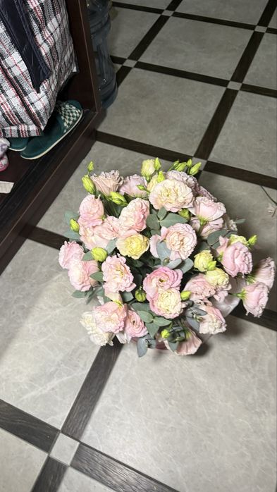 Свежие цветы……..