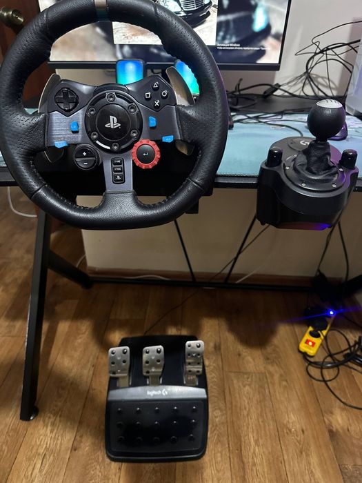 Logitech G29 Driving Force + КПП (шифтер) — полный комплект
Срочно про