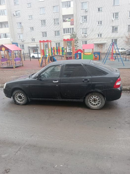 Продам машину Лада Приора хэтчбек