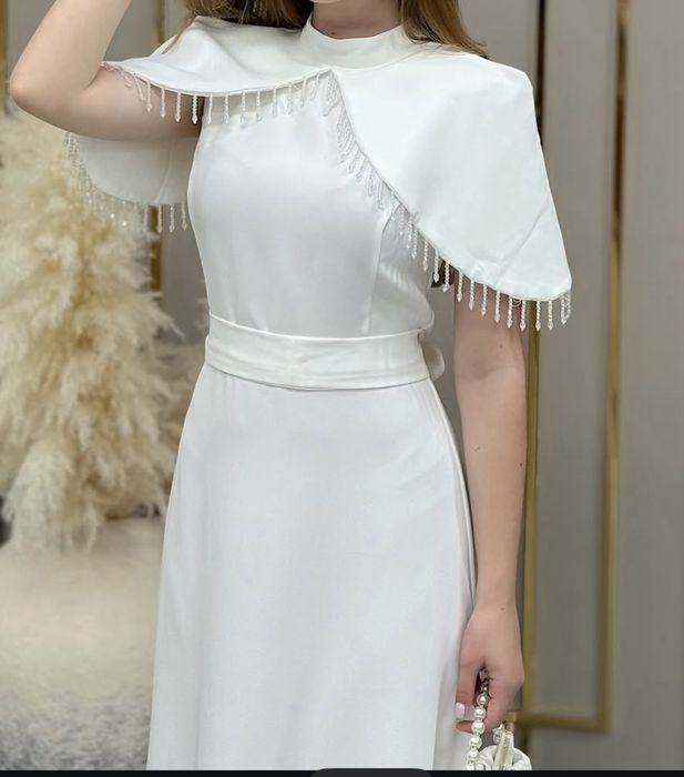 Продаю платье идельном состянии.