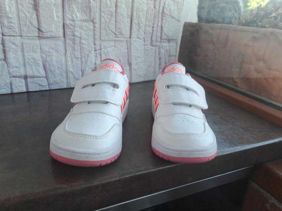 детски маратонки за момиче,кецове,спортни обувки,Adidas,номер27,адидас