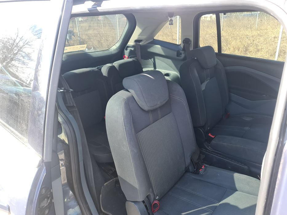 Dezmembrez Ford Grand C-Max 2012 2.0tdci