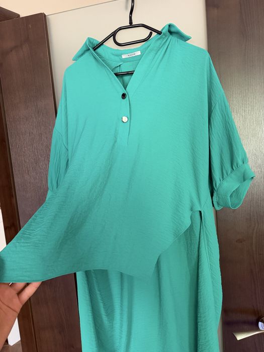 Avin Boutique тюркоазена туника