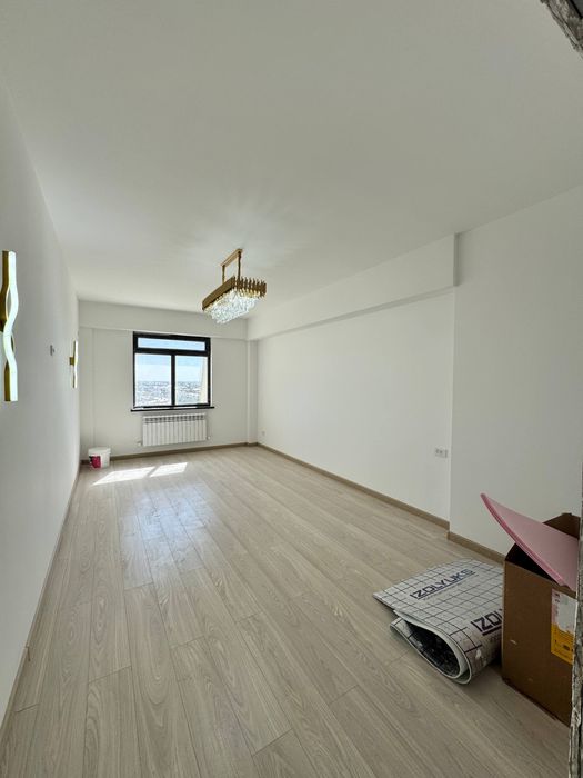 Продам срочно свою квартиру 74 кв.м новостройка массив 5