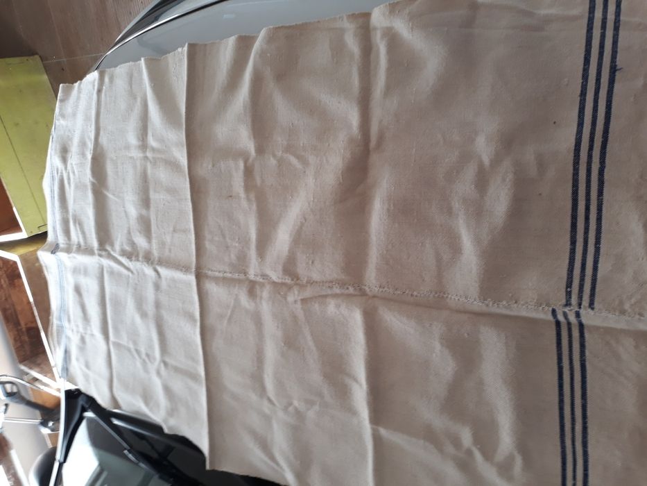 Fete de masa lucrate manual