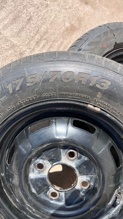 Продам комплект летней резины LingLong