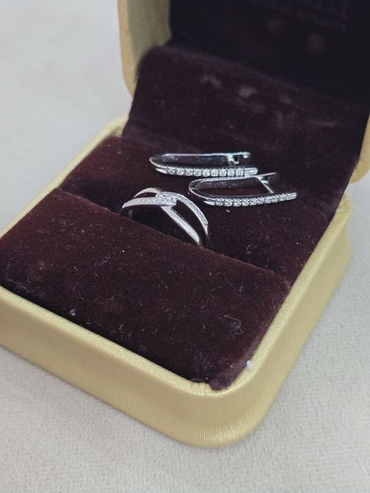 Комплект золото 585 пробы с бриллиантами