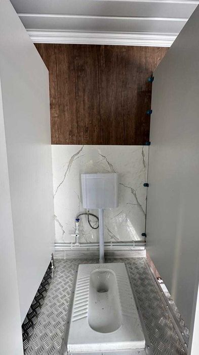 (40 футовый рабочий туалет)