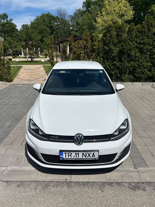 Volkswagen GOLF 7 GTD Sport &Sound