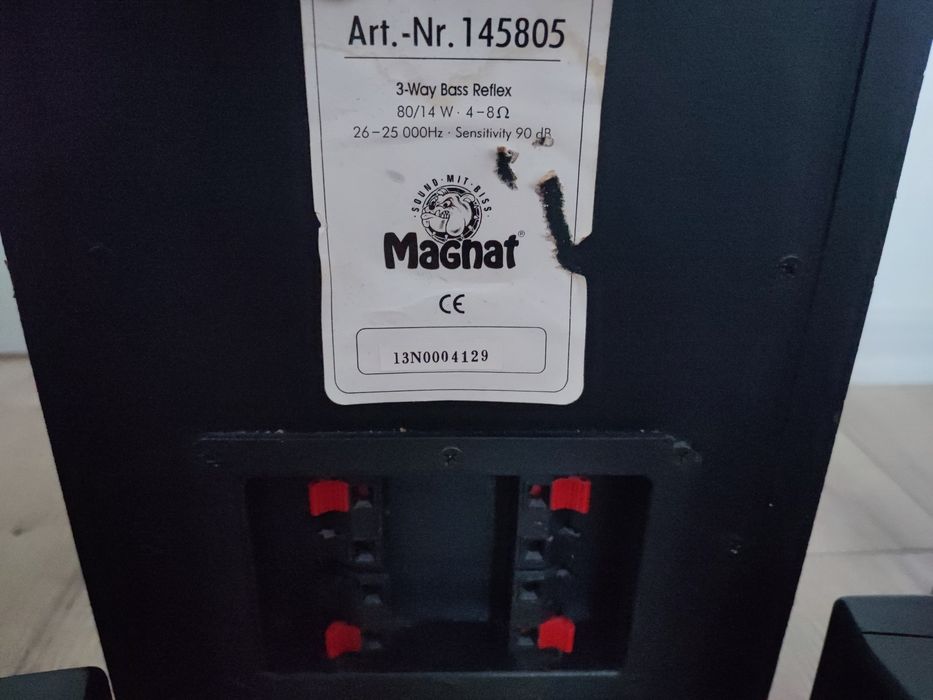Subwoofer pasiv Magnat 3 cai bass reflex fara sateliti