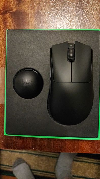Razer DeathAdder V4 Pro игровая мышь