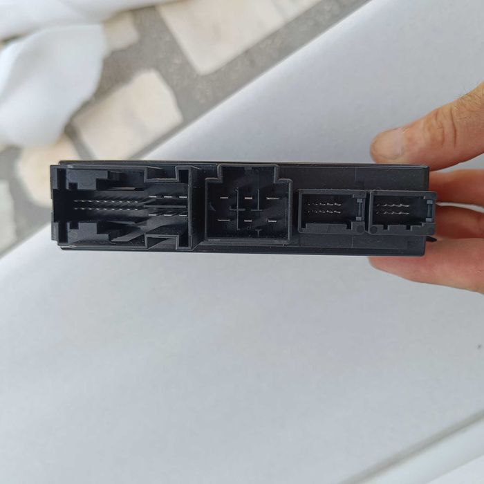 Оригинален електриески теглич за VW Tiguan/SEAT Terraco.