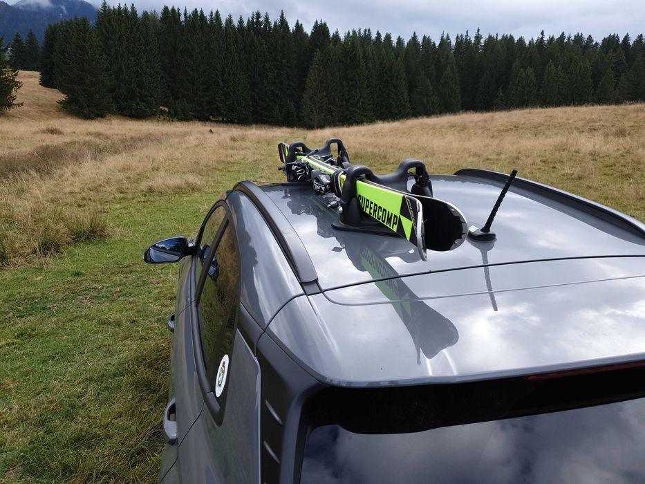 Suport schi Menabo Shuttle cu prindere magnetica, 2 perechi ski