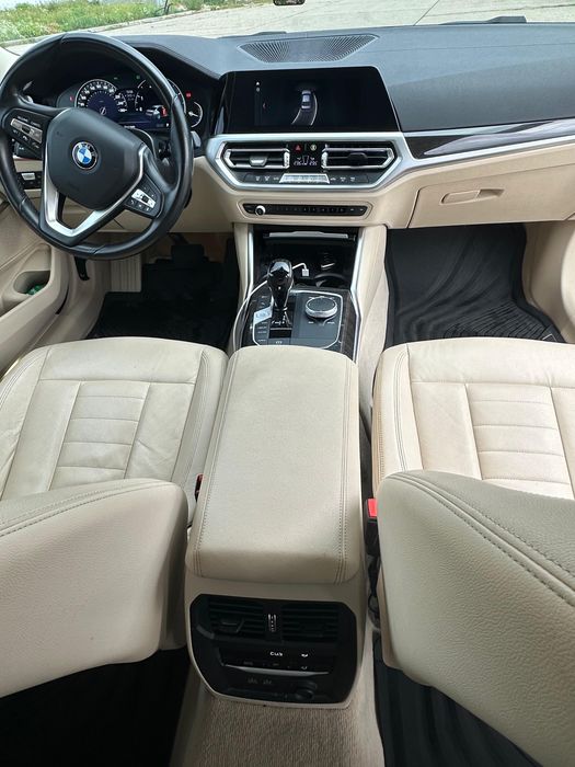 Bmw 318d Luxury 2019