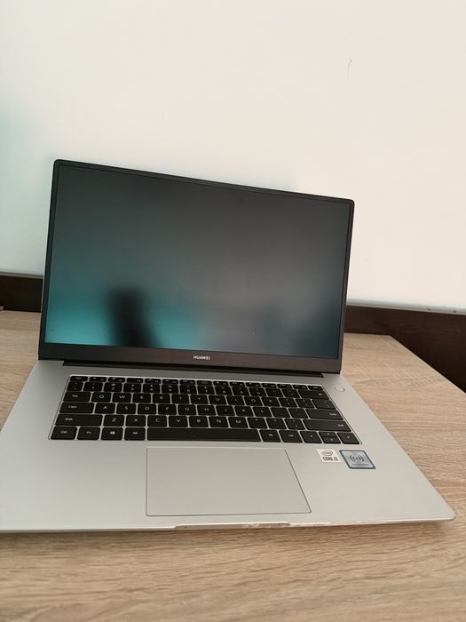 Лаптоп HUAWEI MateBook D15