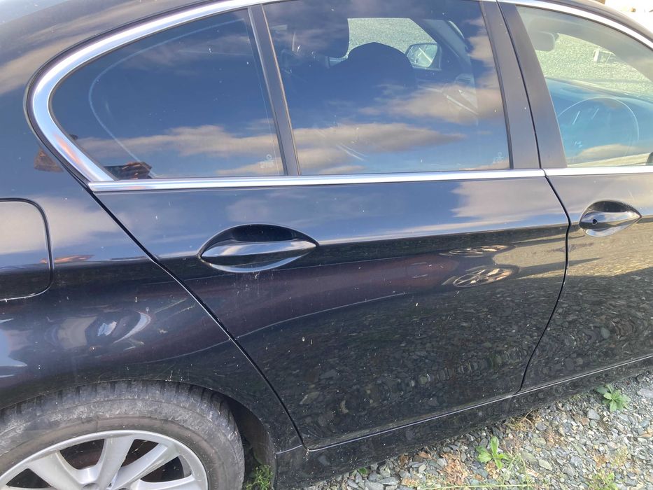 Врата врати бмв bmw f10 ф10 седан