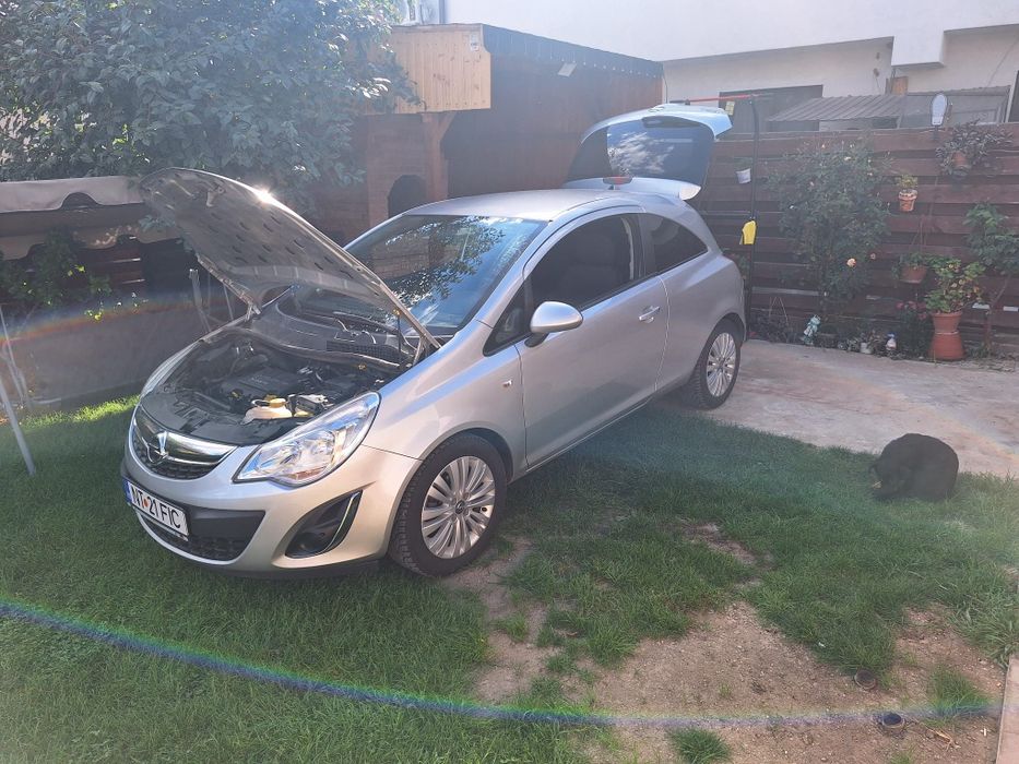 OPEL Corsa 2014
