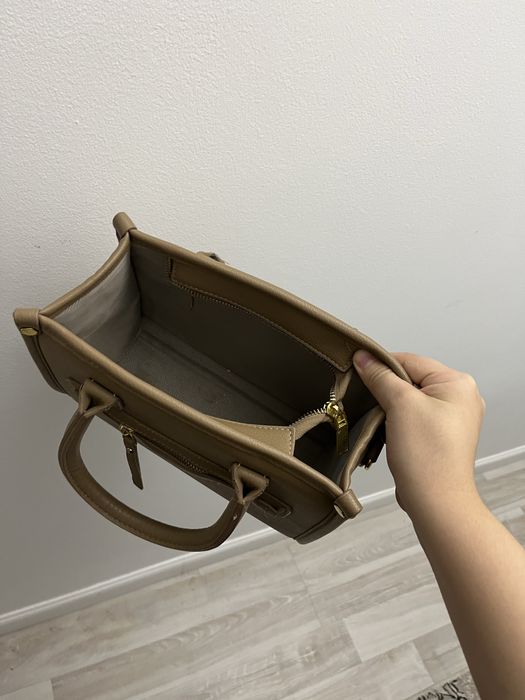 Продаю компактную сумочку