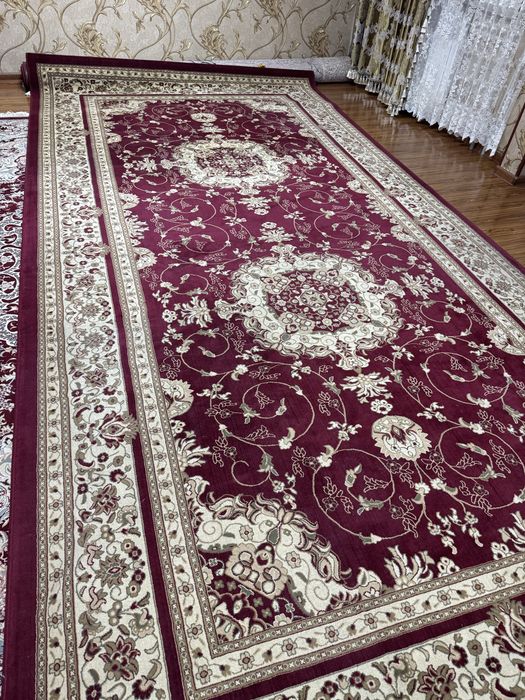 Продается 2 ковра. (Гилам сотилади 2та)