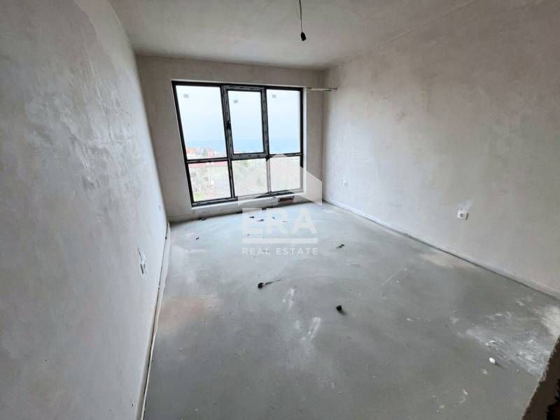Продава се Тристаен апартамент в Варна, Бриз - 108 кв.м за 2500 €/кв.м - Снимка #5