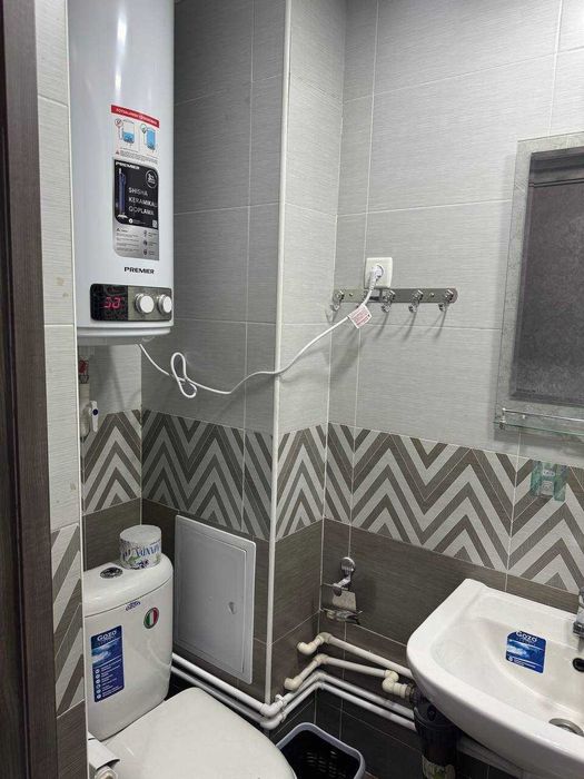 Квартира сотилади ислохат кизил дом 1 хонали